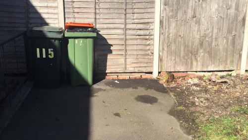 Local house clearance professionals at work in Wood Green